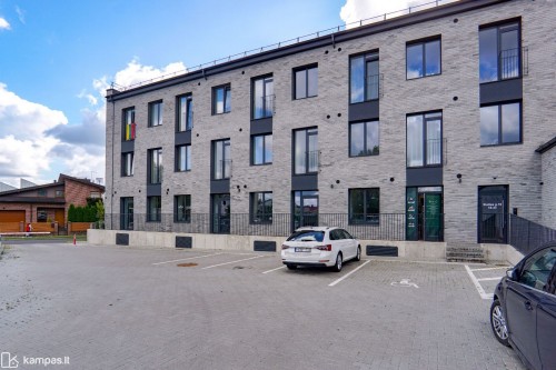60716117.jpg